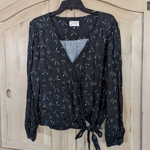 Universal Thread Wrap Top Women's XXL